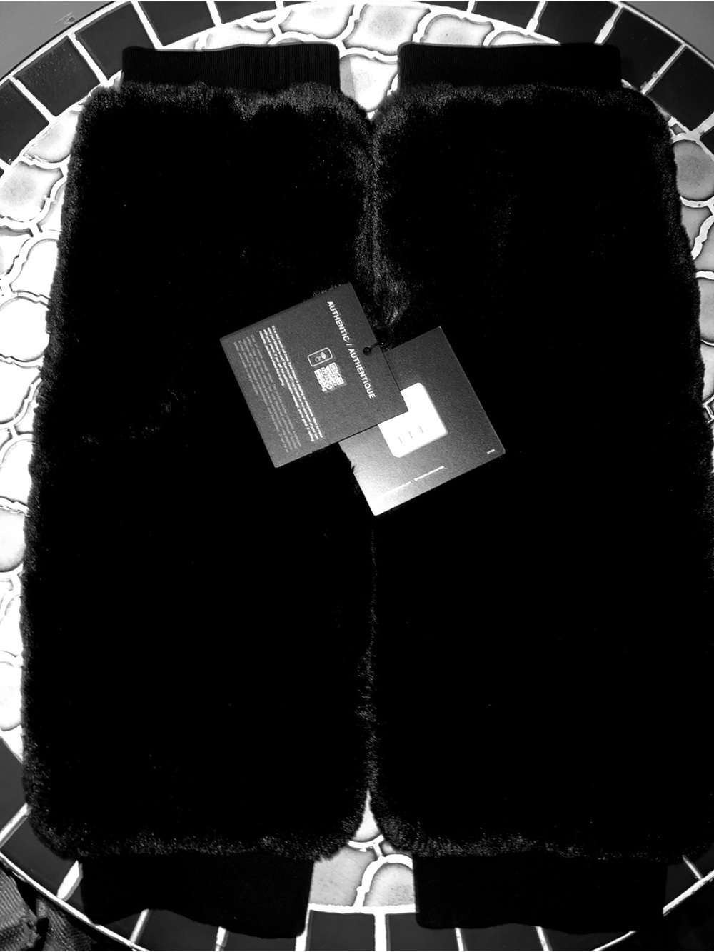 MOOSE KNUCKLES BUNNY LEG WARMERS